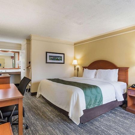 Quality Inn - Hamilton Place Chattanooga Bagian luar foto