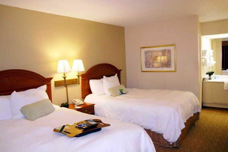 Quality Inn - Hamilton Place Chattanooga Bagian luar foto