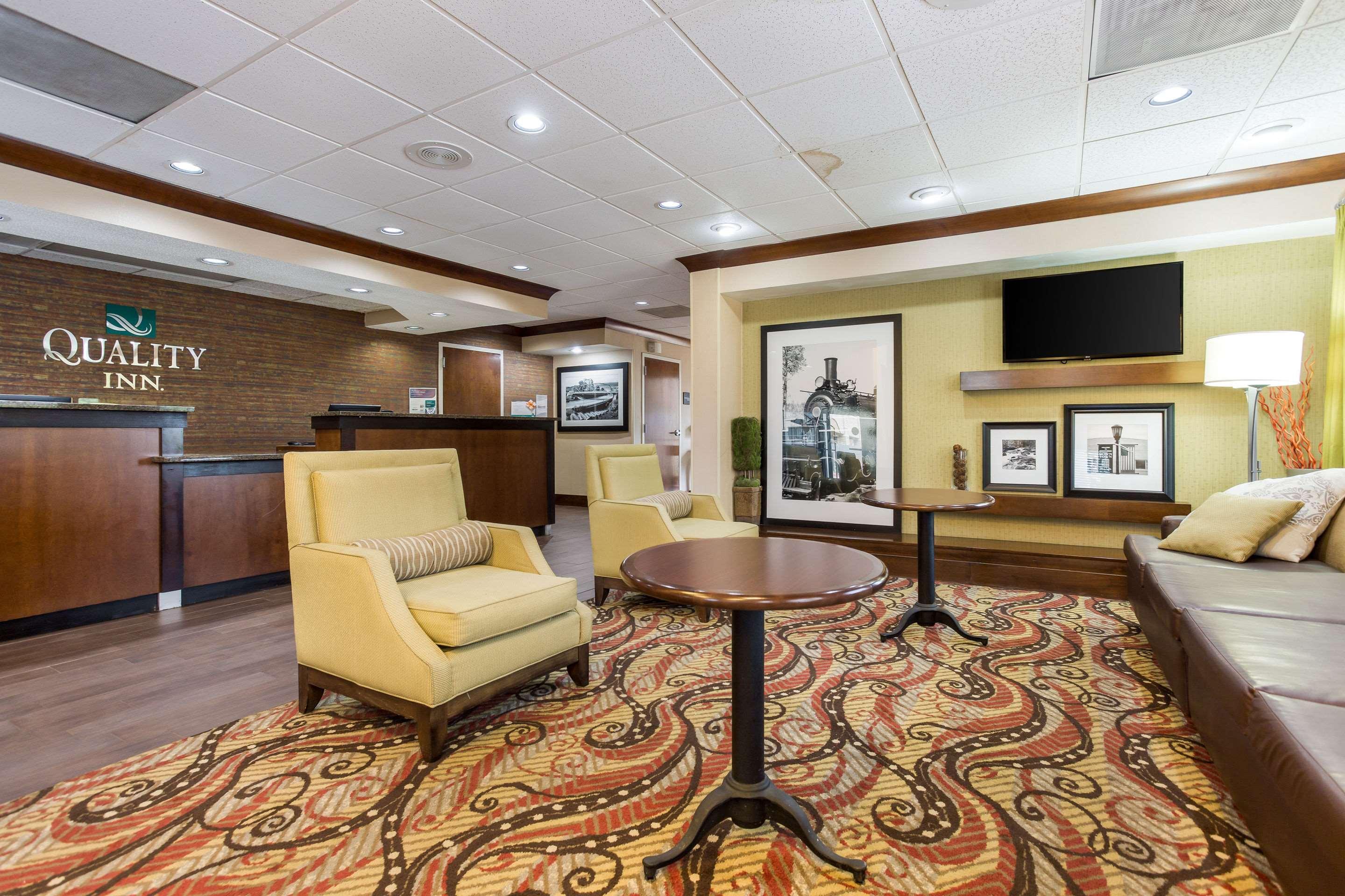 Quality Inn - Hamilton Place Chattanooga Bagian luar foto