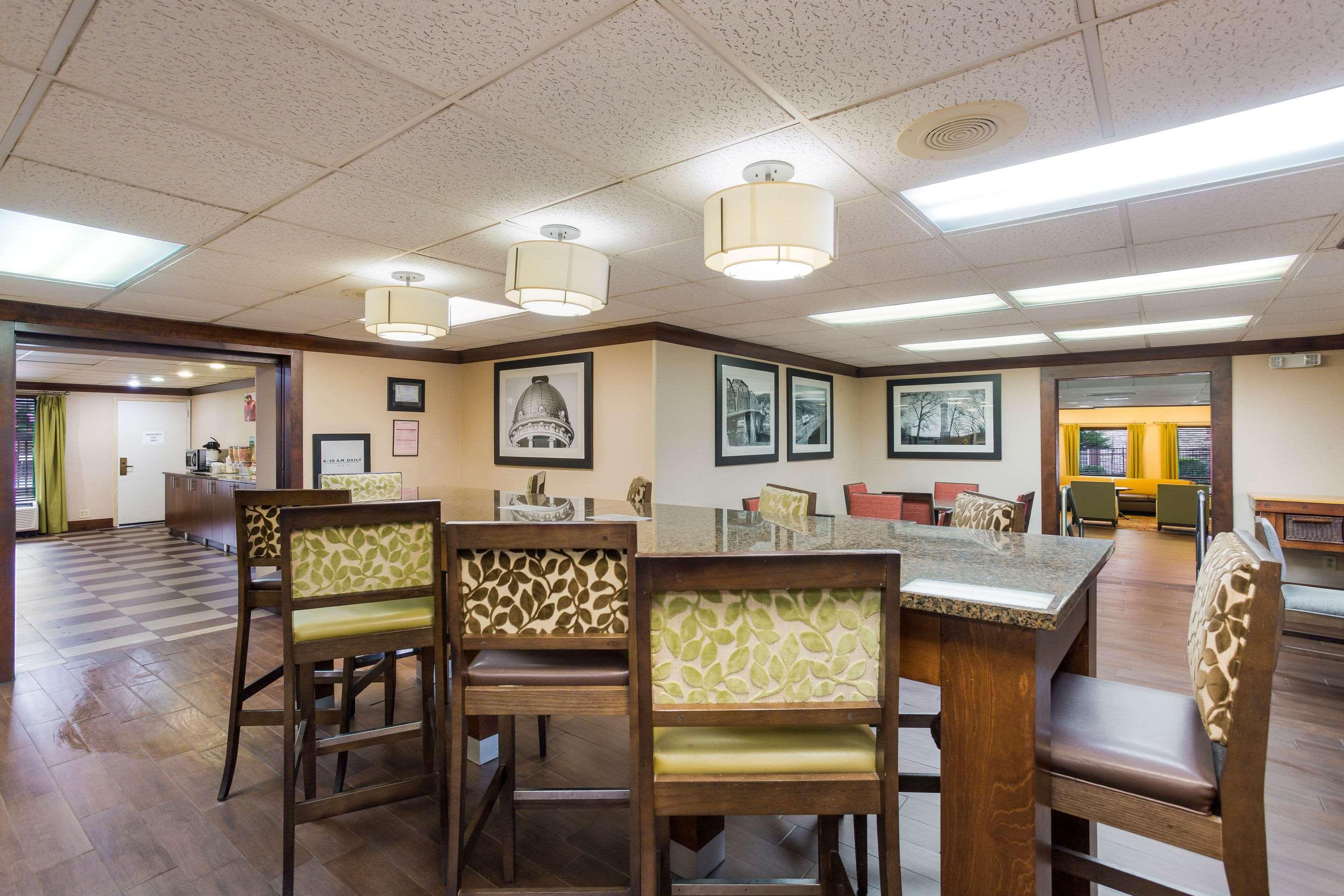 Quality Inn - Hamilton Place Chattanooga Bagian luar foto
