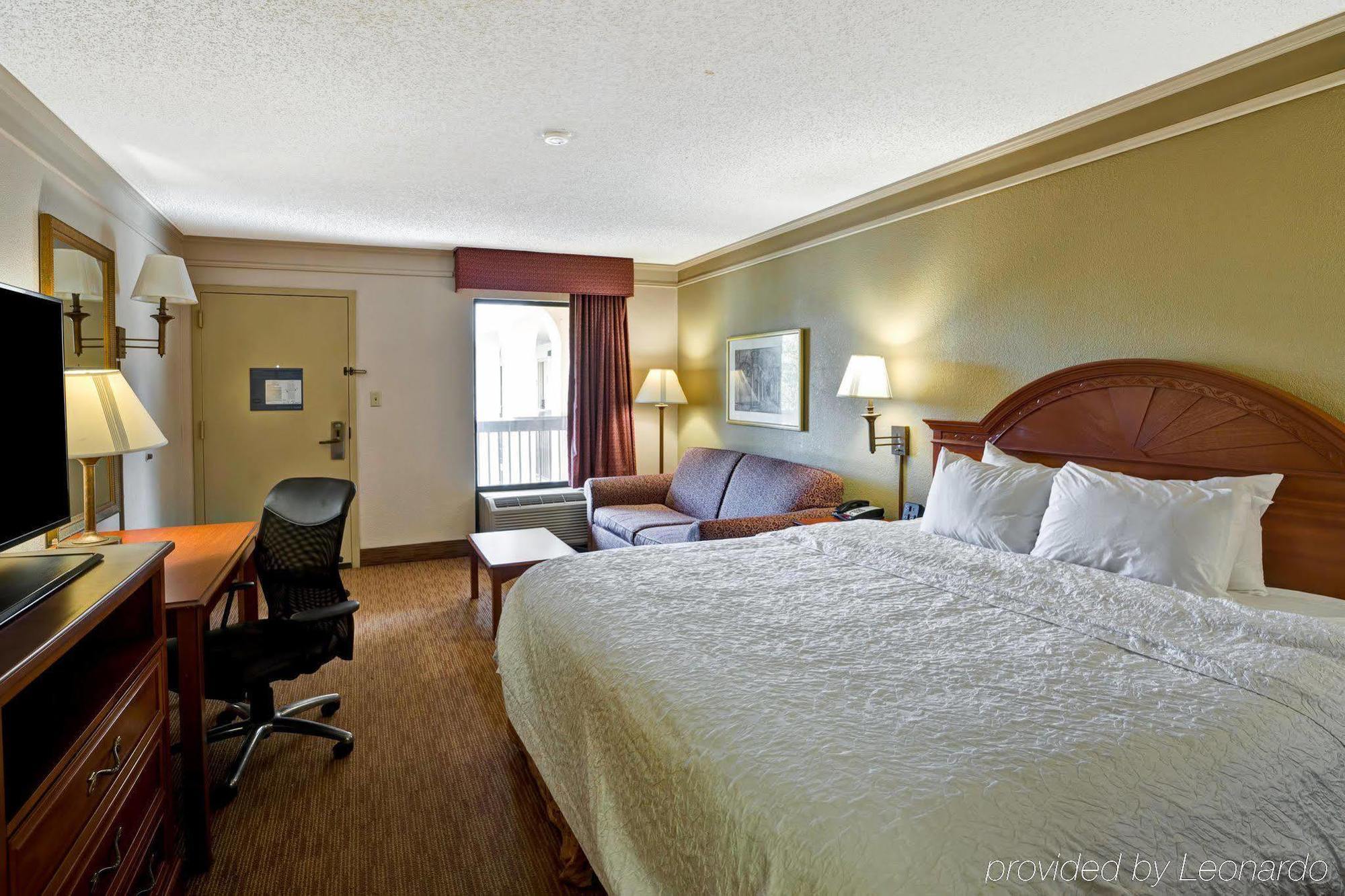 Quality Inn - Hamilton Place Chattanooga Bagian luar foto