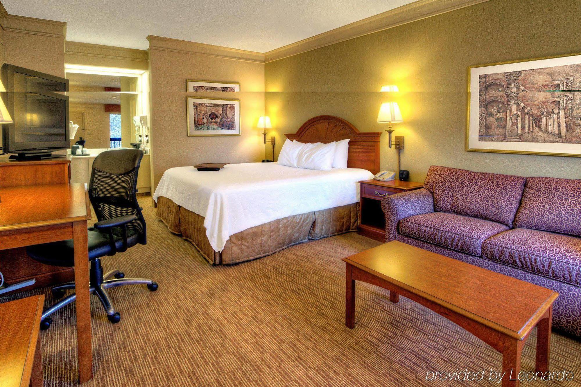 Quality Inn - Hamilton Place Chattanooga Bagian luar foto