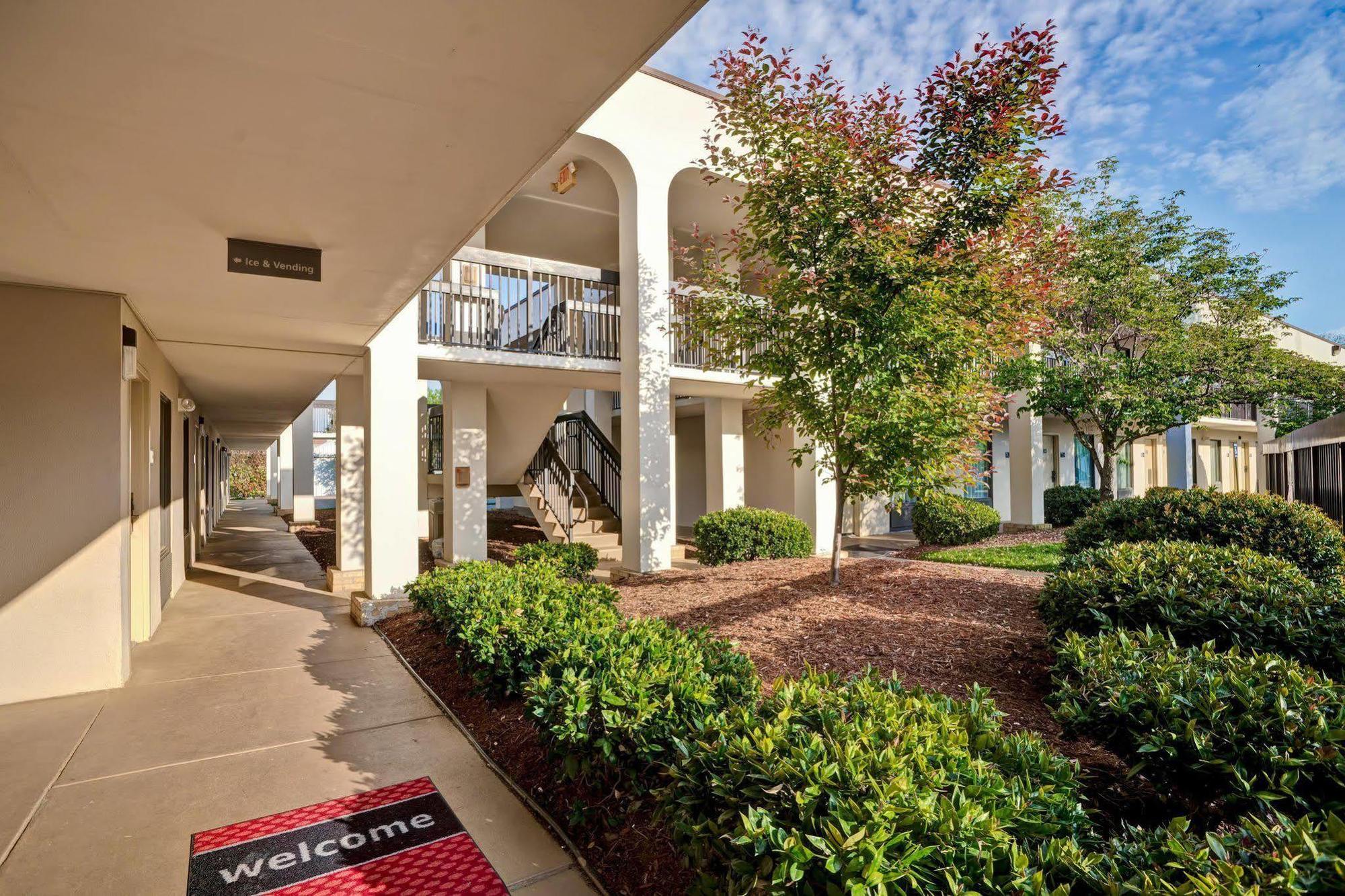 Quality Inn - Hamilton Place Chattanooga Bagian luar foto